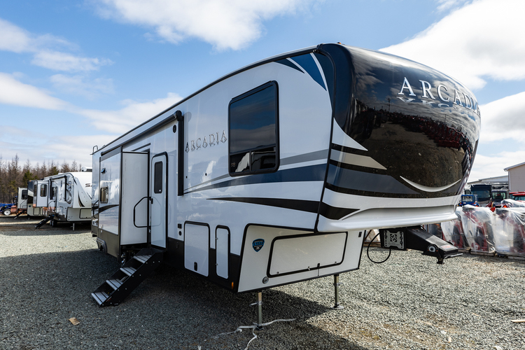 2023 KEYSTONE ARCADIA 3570LT