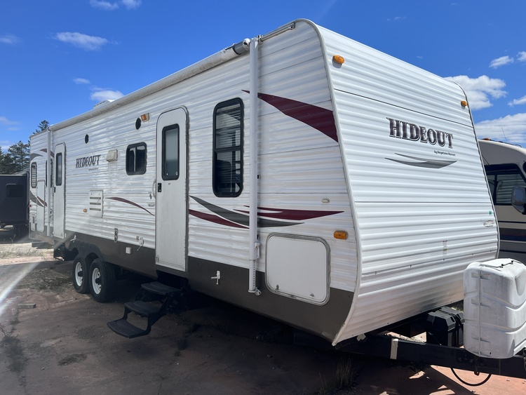 2011 KEYSTONE HIDEOUT 30BHDS