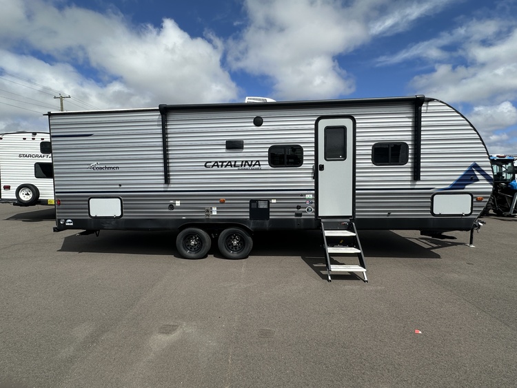 2023 COACHMEN CATALINA SUMMIT SERIES 261BHS